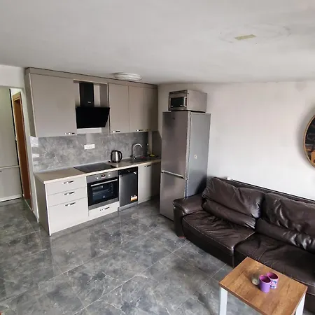 Luxurious Flat Apartment *